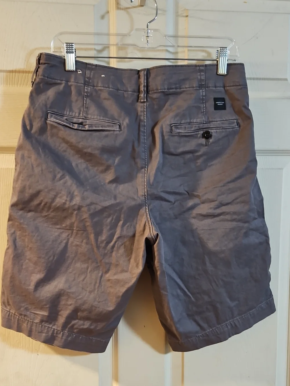 AMERICAN EAGLE MEN'S SHORTS: GRAY: GOOD CONDITION: SIZE 30